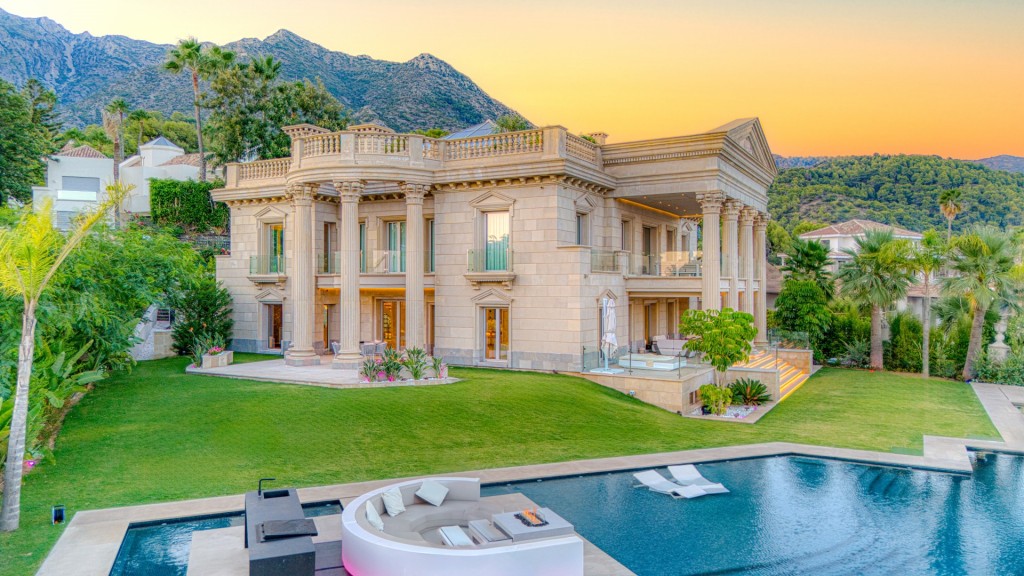 Villa Sierra Blanca € 20.000.000,-