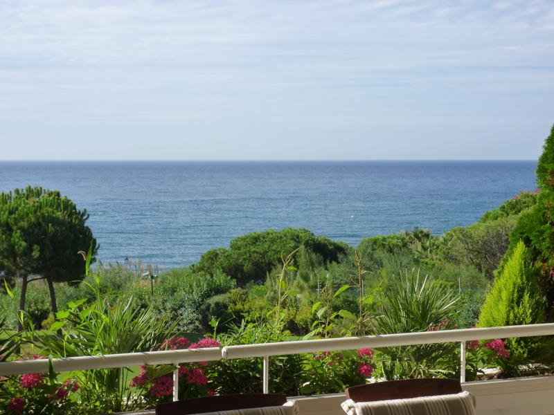 Appartement Cabopino € 630.000,-