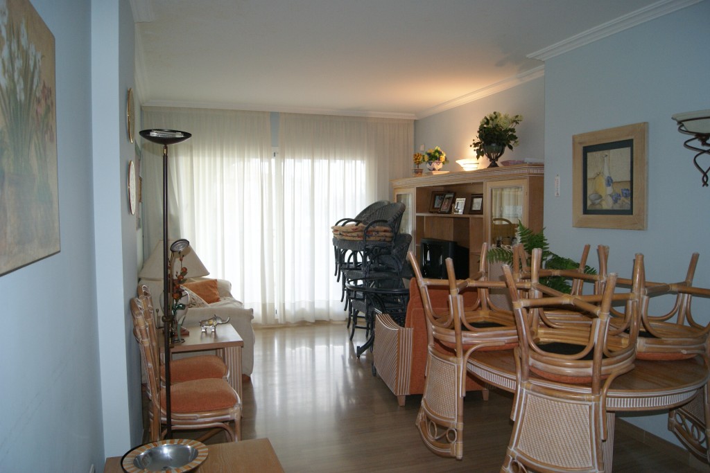 Appartement Puerto Marina € 499.000,-