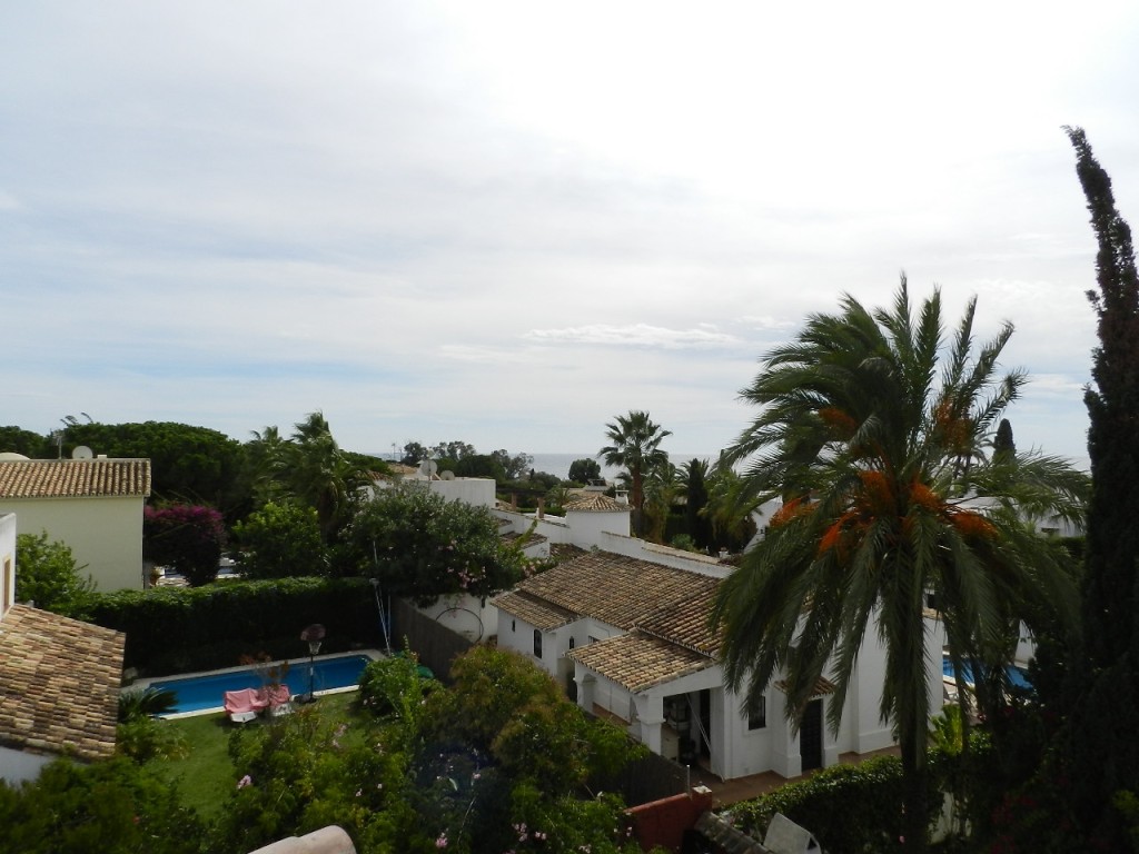 Villa Marbella East € 1.150.000,-