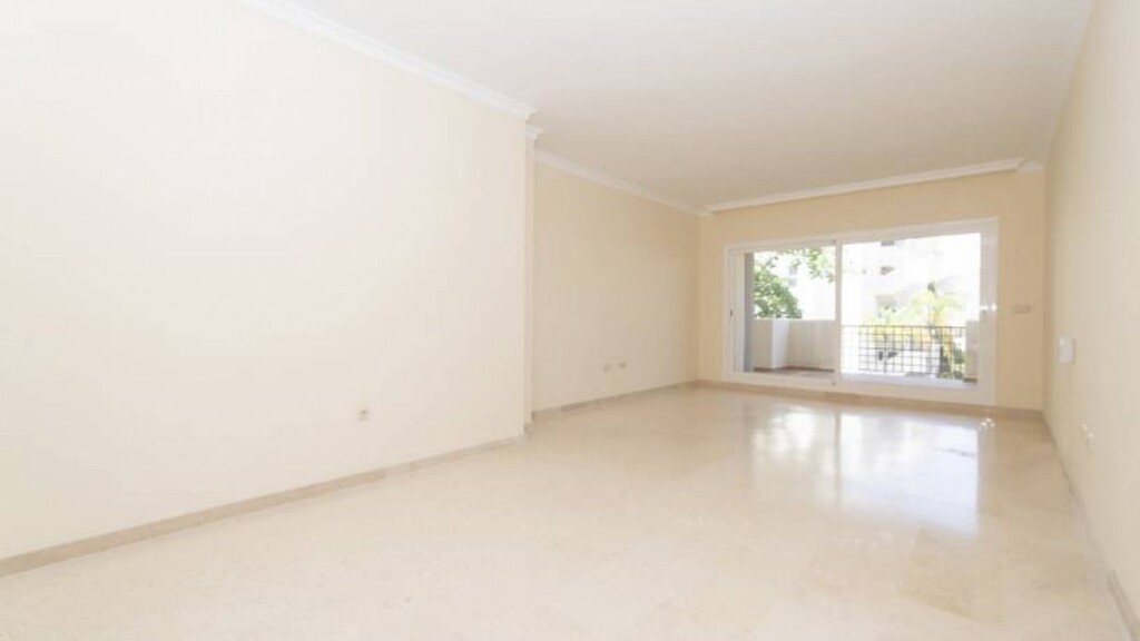 Appartement Elviria € 375.000,-