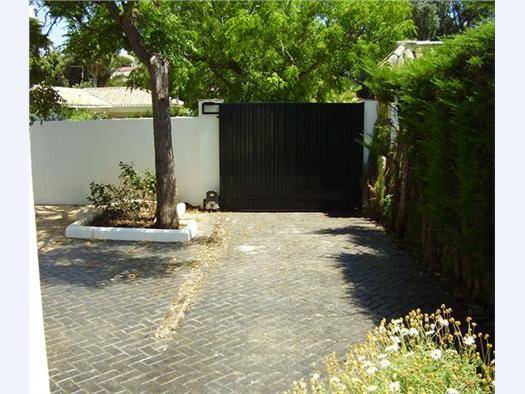 Villa Artola € 850.000,-