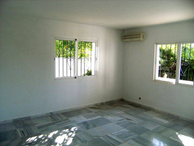 Villa Artola € 850.000,-