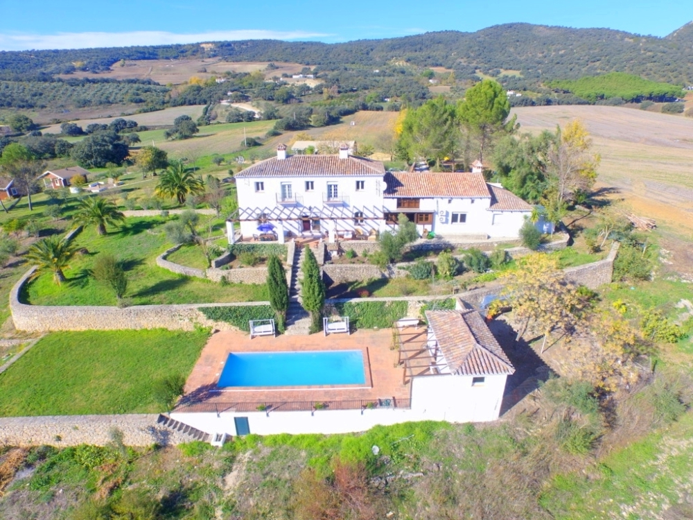 Finca Ronda € 2.660.000,-