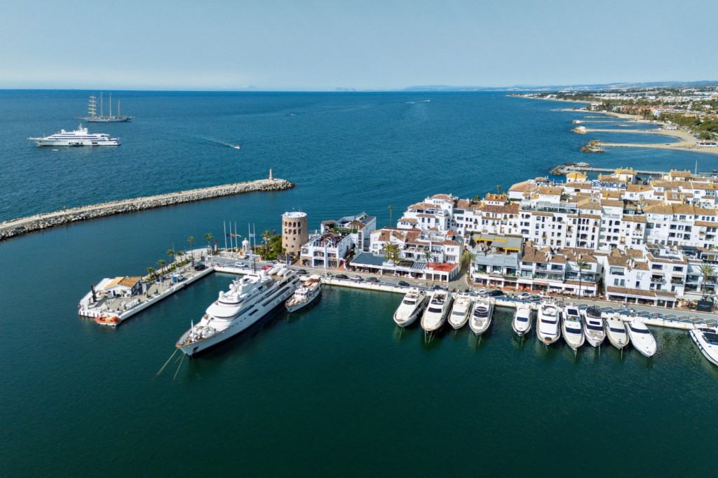 Penthouse Duplex Puerto Banús € 3.000.000,-