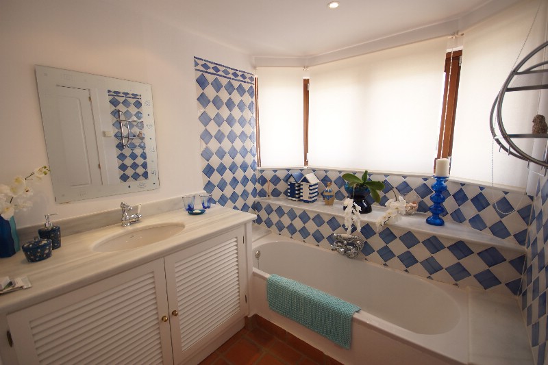 Appartement Golf Miraflores € 335.000,-