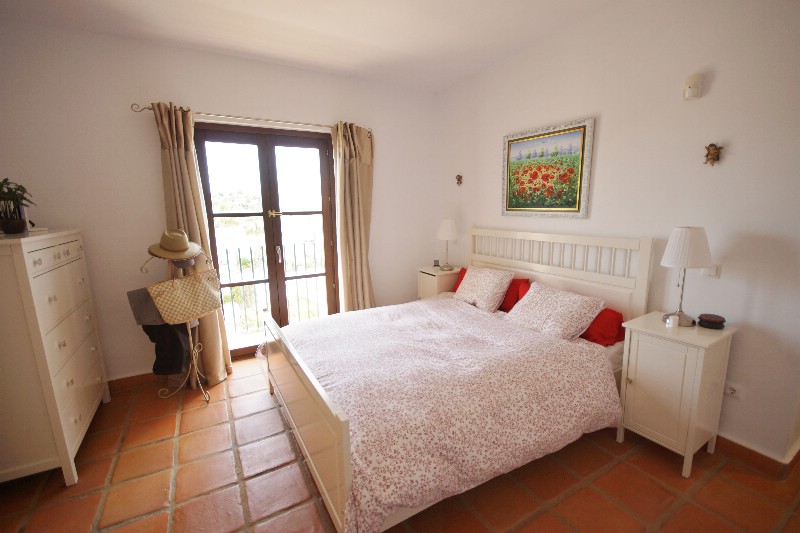 Appartement Golf Miraflores € 335.000,-