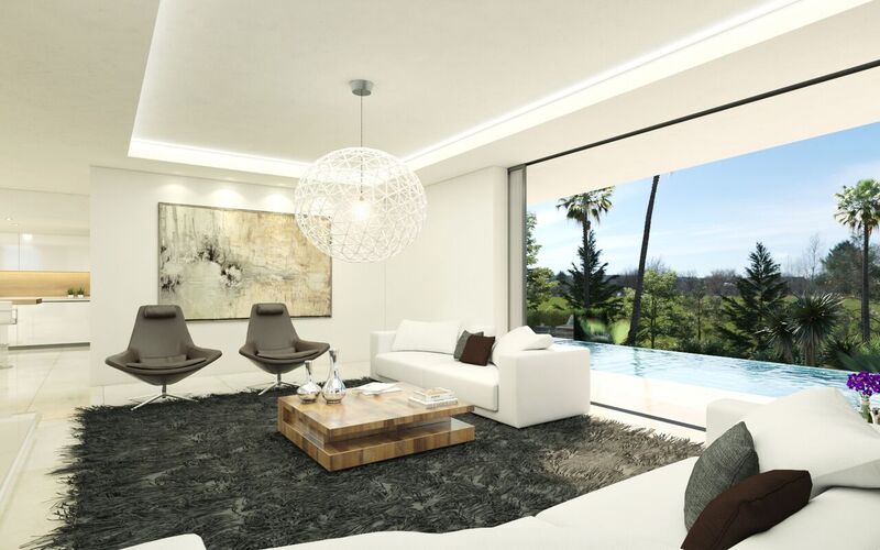 Villa Estepona € 1.195.000,-