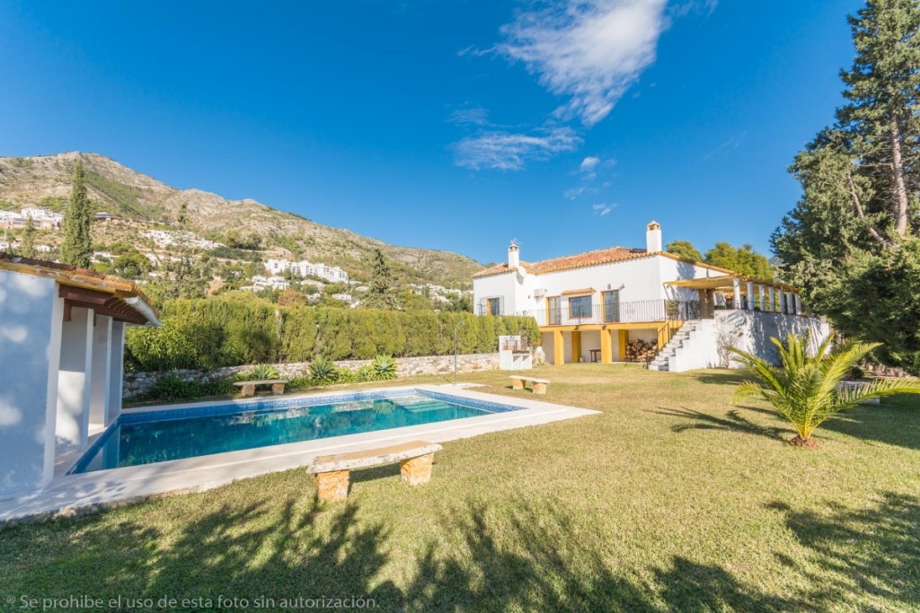 Finca Mijas € 1.380.000,-