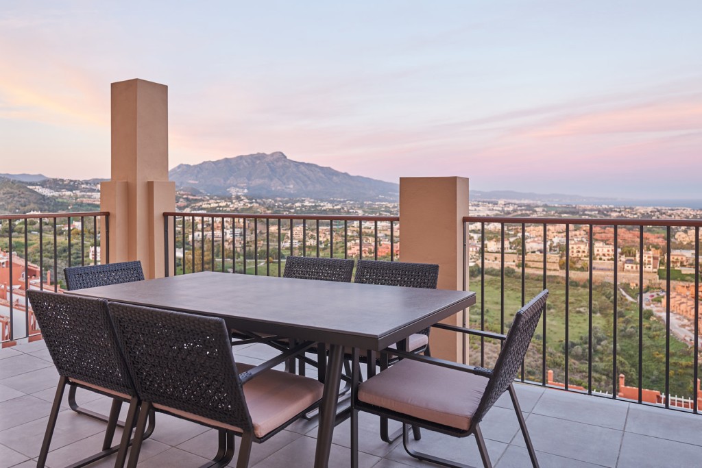Apartment Benahavís € 335.000,-