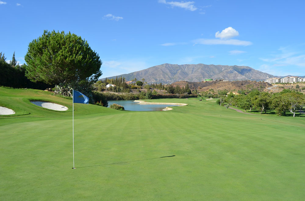 Villa Estepona € 1.100.000,-