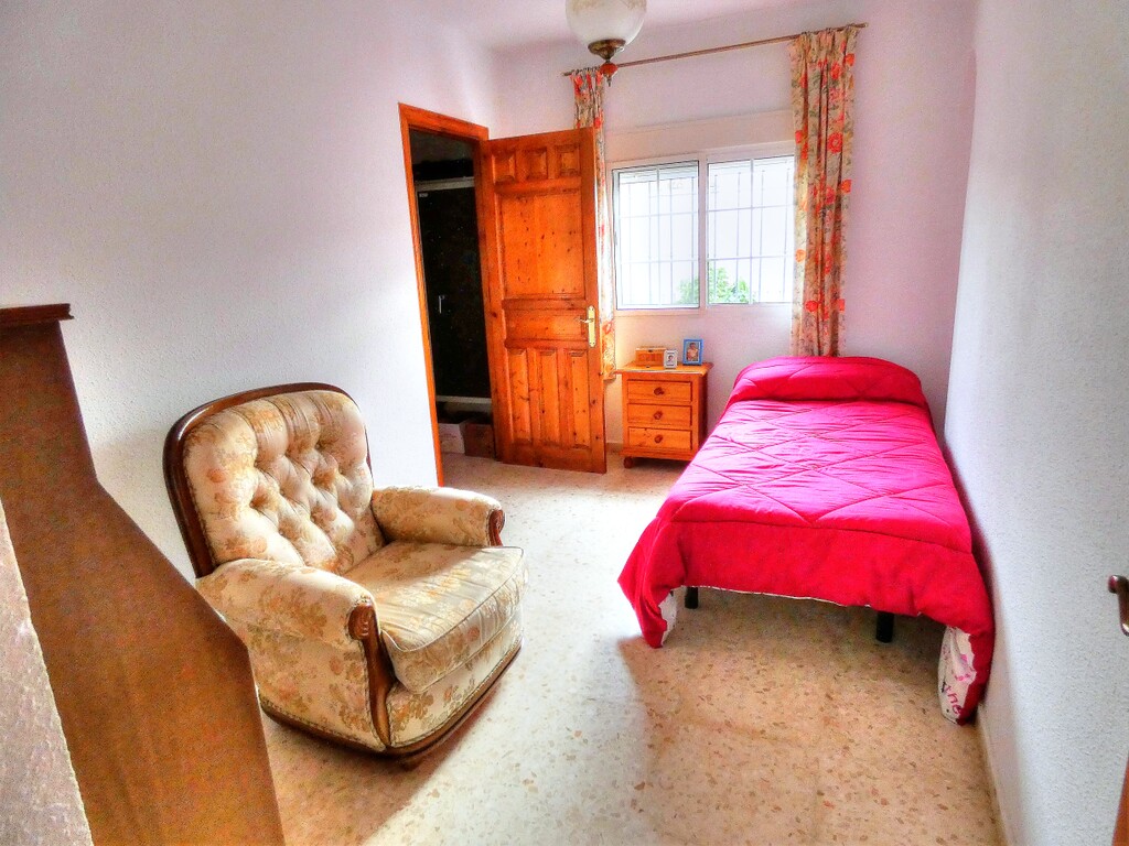 241873.jpg