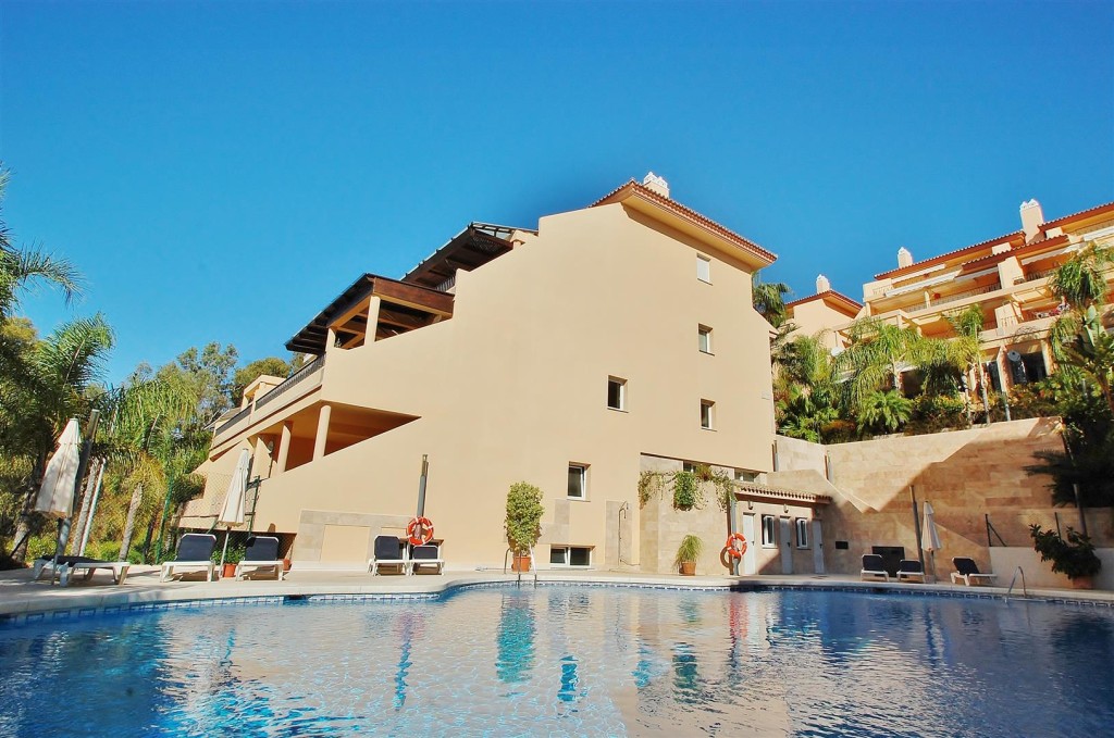 Apartment Nueva Andalucía € 350.000,-