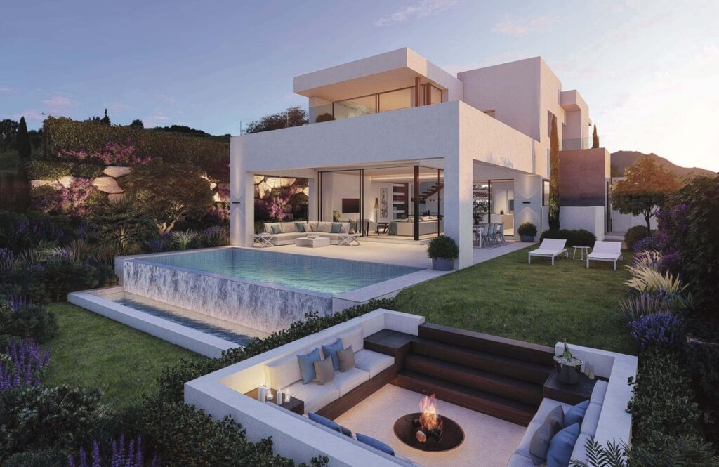 Villa West Estepona € 1.100.000,-