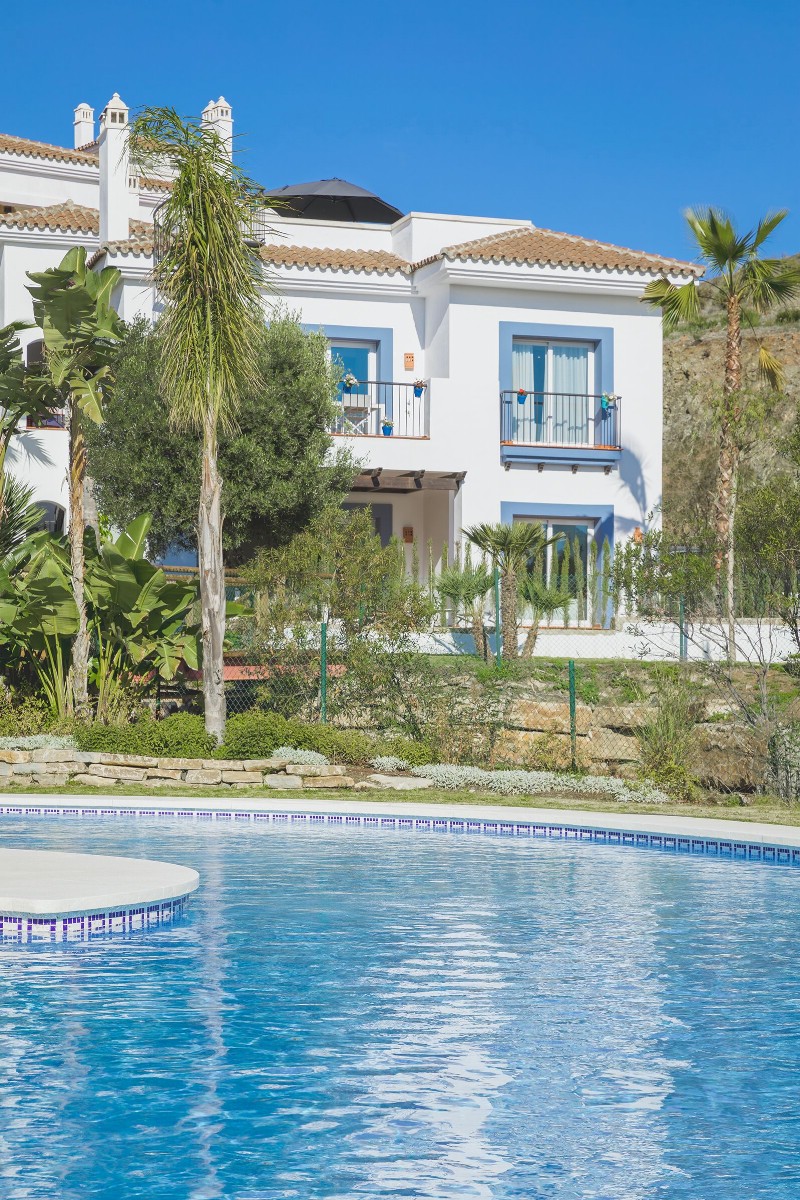 Appartement op de begane grond Benahavís € 412.000,-