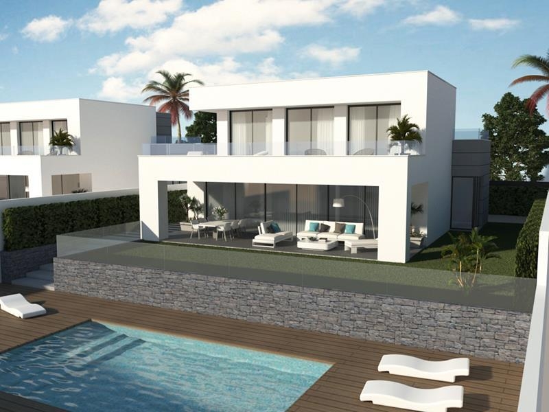 Villa Manilva € 730.000,-