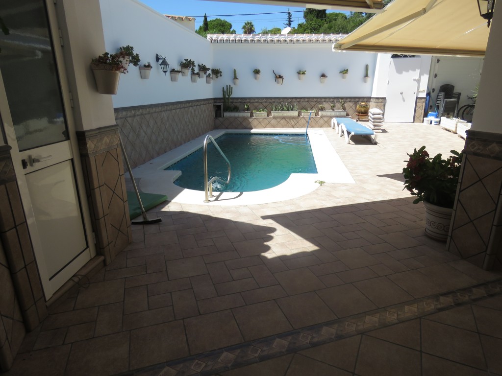 Detached Villa Calahonda € 550.000,-