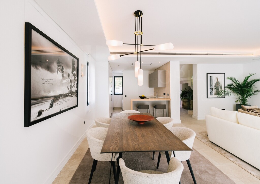 Herenhuis Nueva Andalucía € 800.000,-