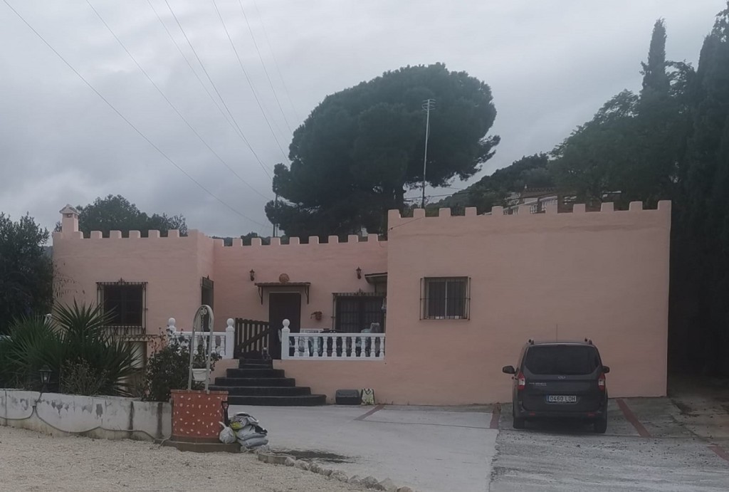 Villa Alhaurín de la Torre € 450.000,-
