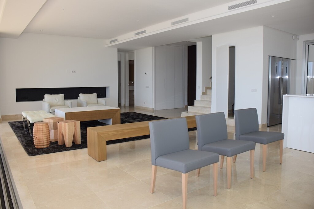 Villa Río Real € 2.600.000,-