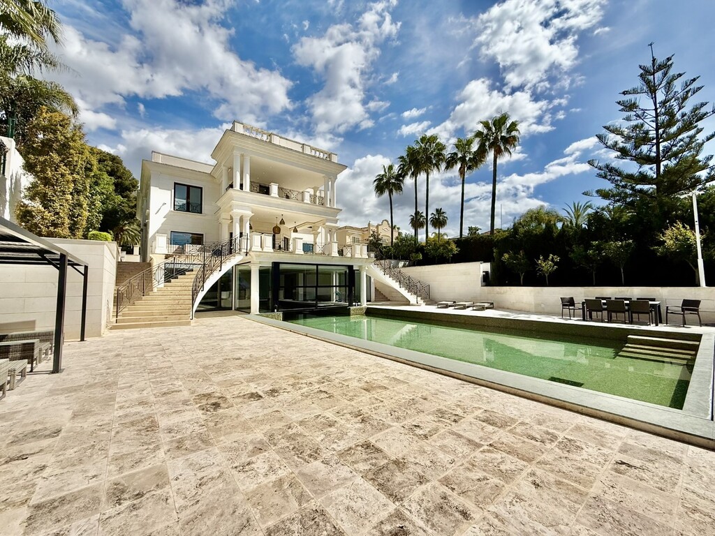 Mansion Golden Mile € 11.950.000,-