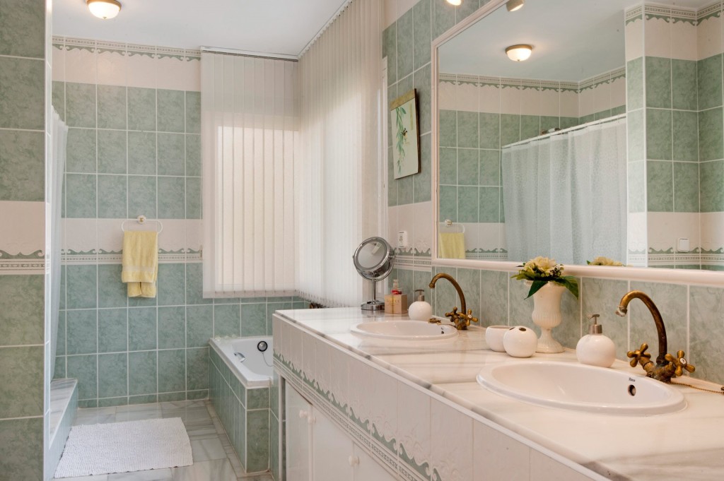 Villa Artola € 1.695.000,-