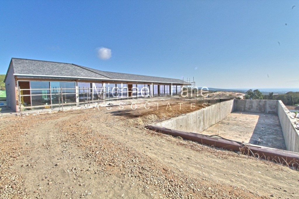 Detached Villa La Reserva € 5.800.000,-