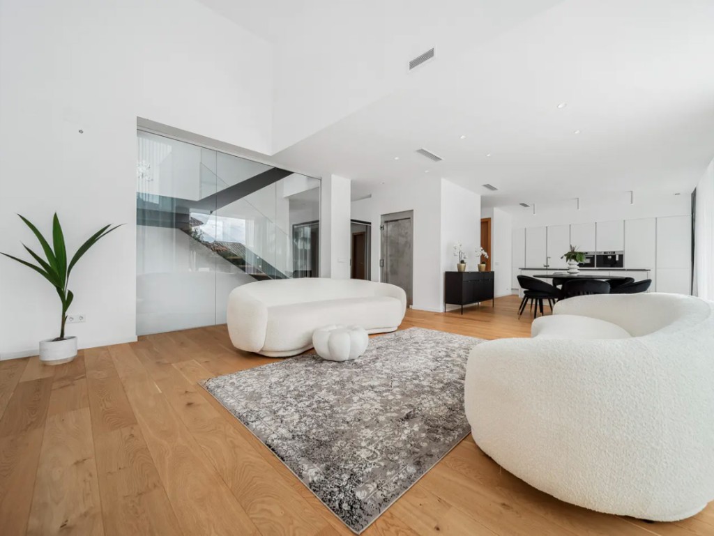 Villa Marbesa € 3.595.000,-