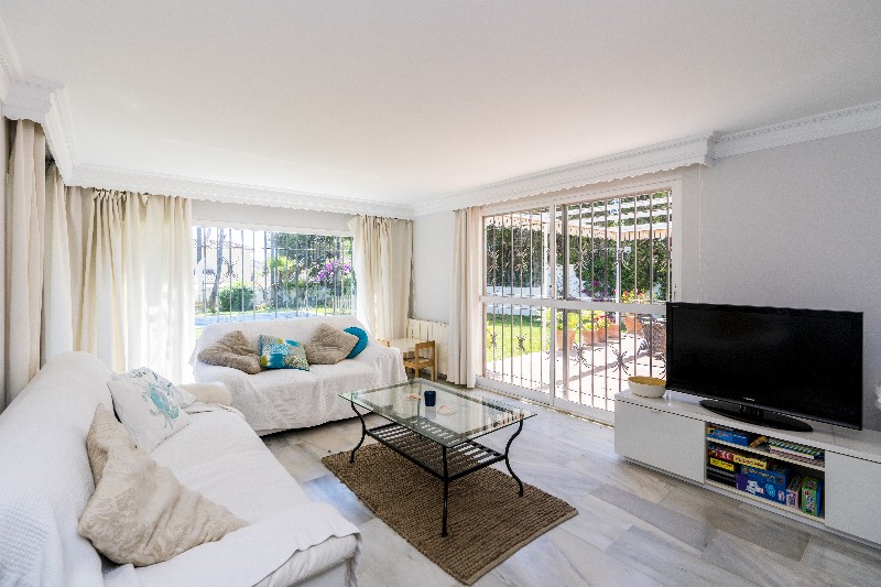 Villa Las Chapas € 1.875.000,-