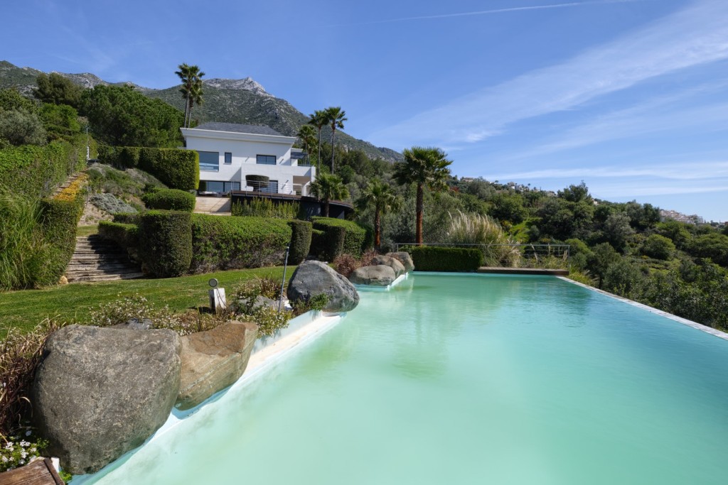 Villa Istán € 3.495.000,-