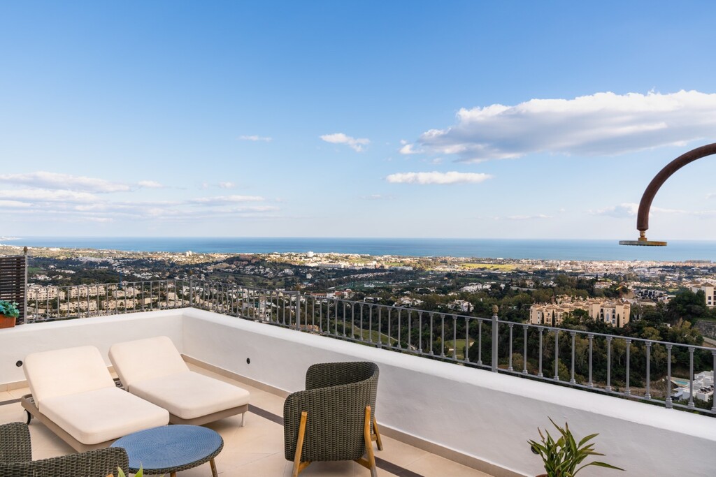 Penthouse Duplex Benahavís € 2.500.000,-