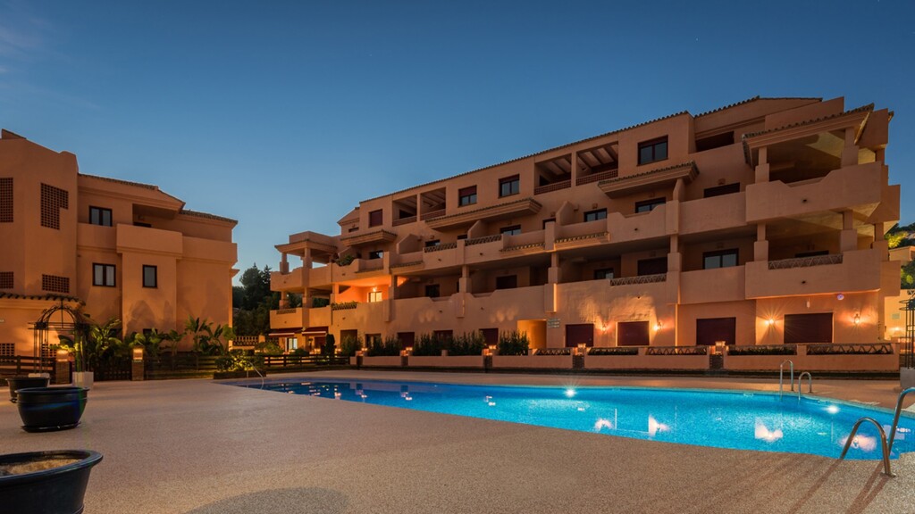 Apartment Benahavís € 228.900,-
