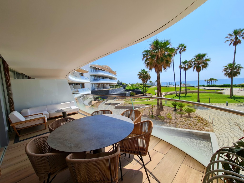 Apartment Estepona € 1.160.000,-