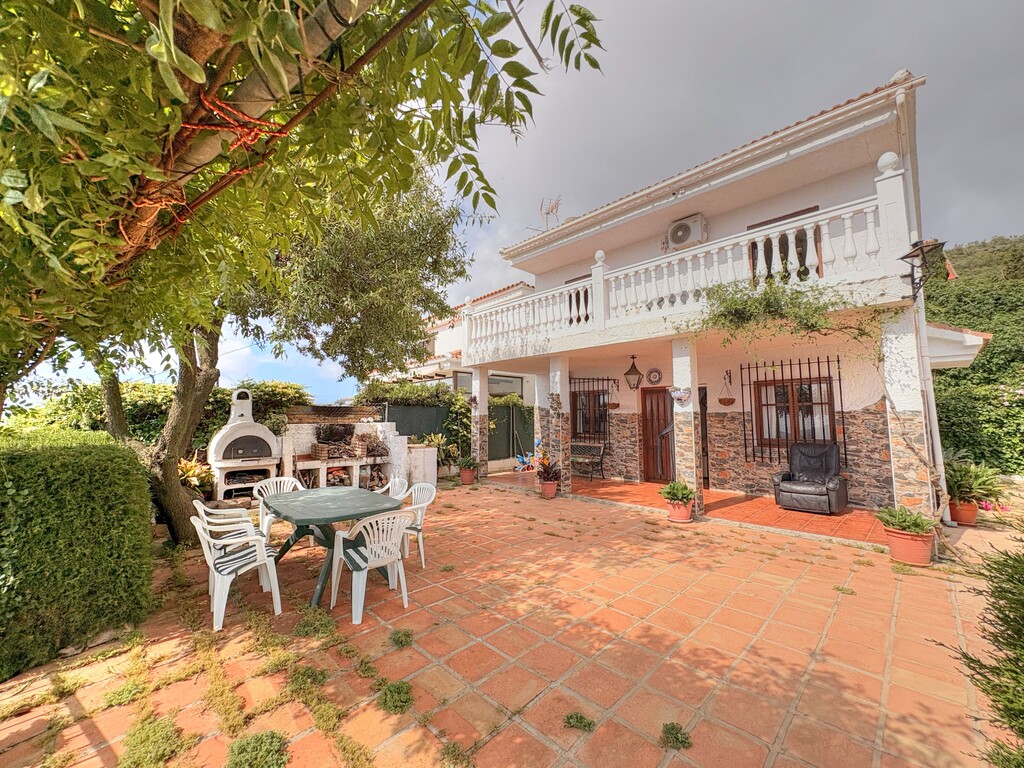 Country Home Benagalbón € 440.000,-