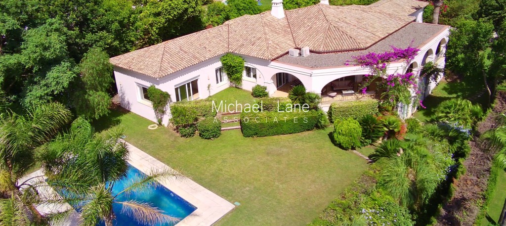 Detached Villa Sotogrande Alto € 1.895.000,-