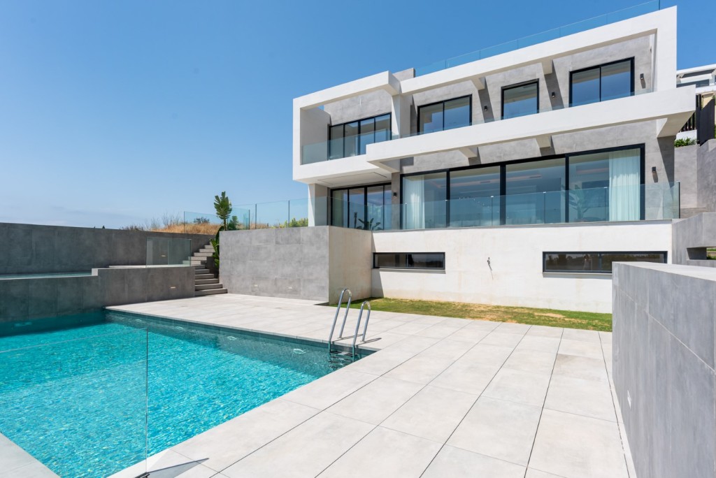Villa Benahavís € 4.300.000,-