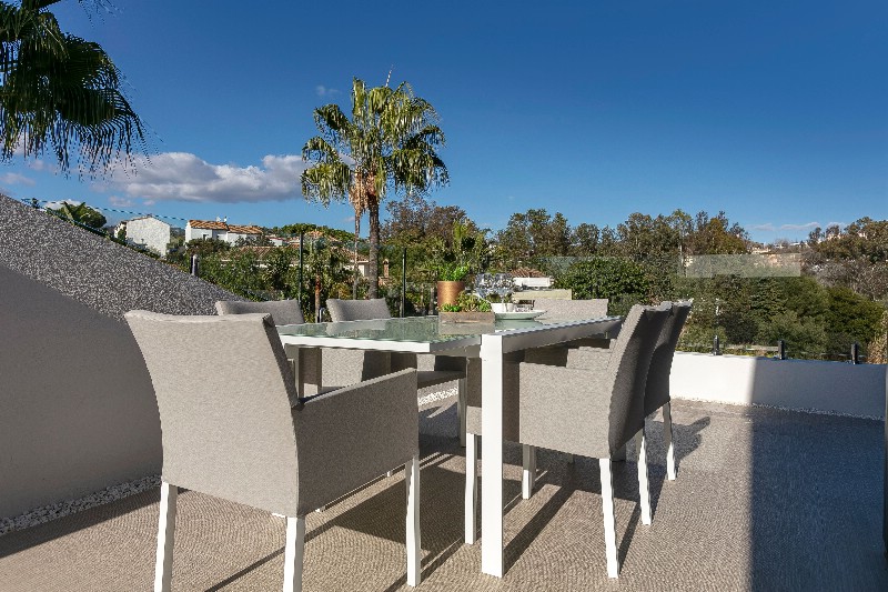Dubbel penthouse Artola Baja € 890.000,-