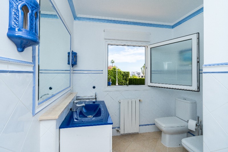 Vrijstaande villa Torrenueva € 1.375.000,-
