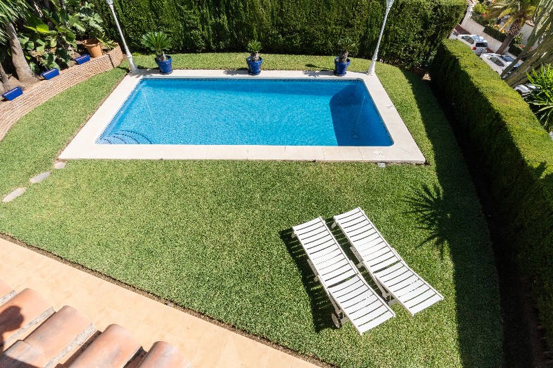 Vrijstaande villa Torrenueva € 1.375.000,-