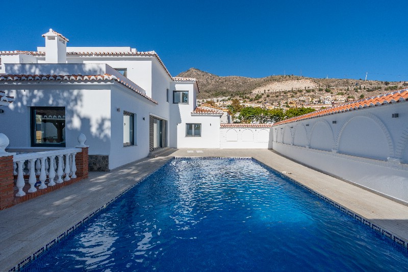Villa Benalmadena Costa € 895.000,-