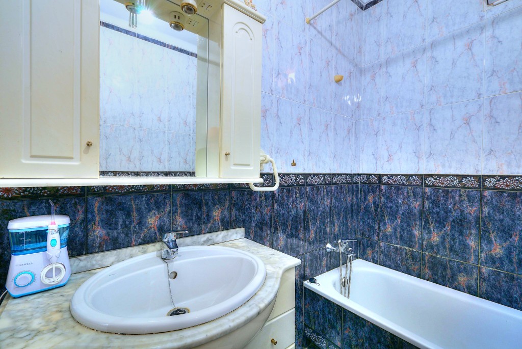 260339.jpg