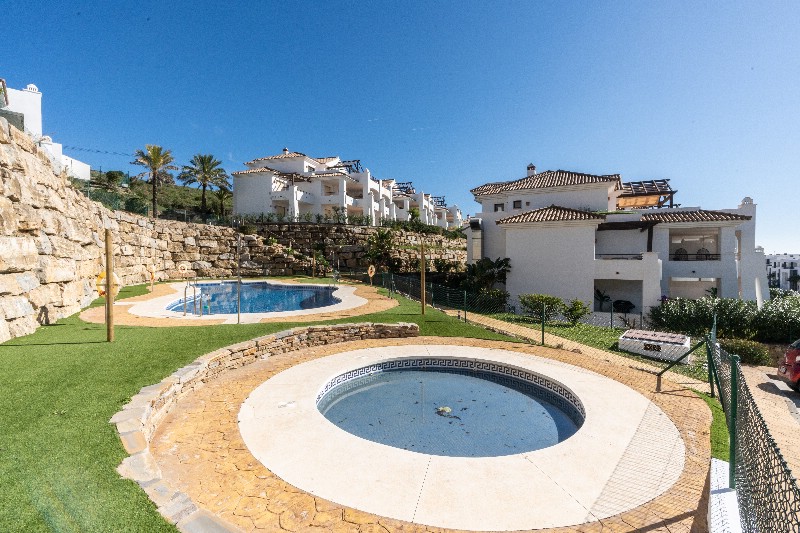 Appartement Casares € 325.000,-