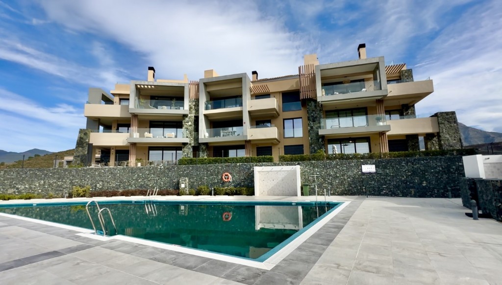 Apartment Benahavís € 1.700.000,-