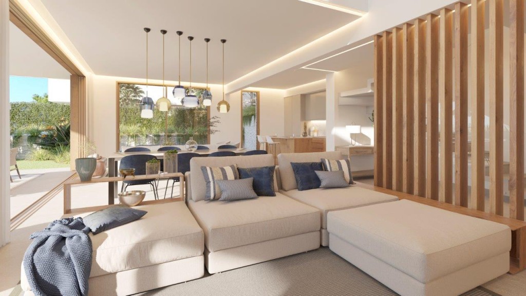 Rijtjeshuis East Estepona € 1.300.000,-