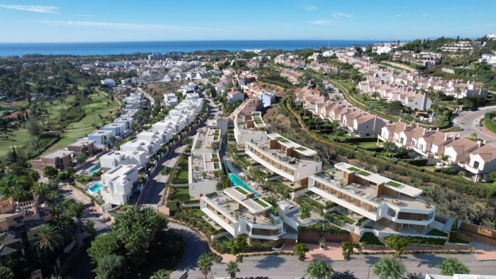 Rijtjeshuis East Estepona € 1.300.000,-