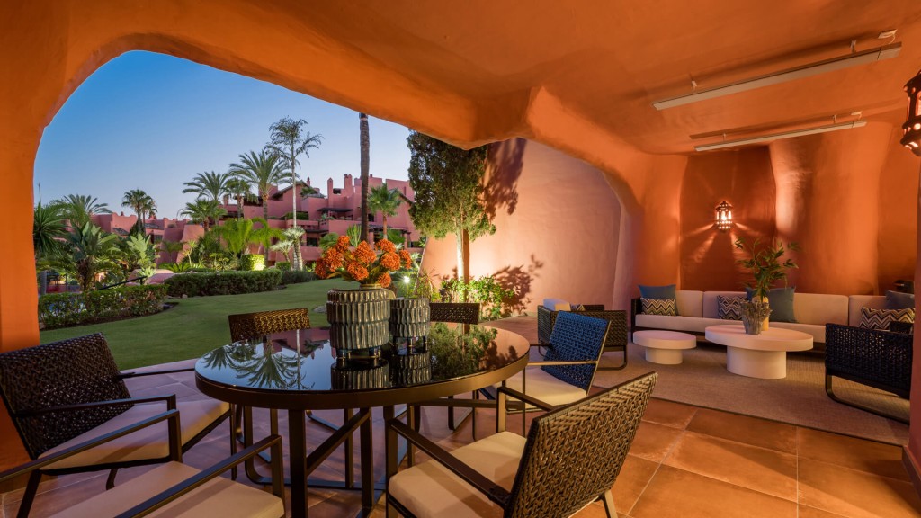 Garden Apartment Estepona € 1.825.000,-