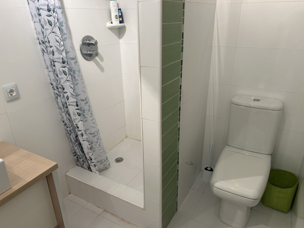 284357.jpg
