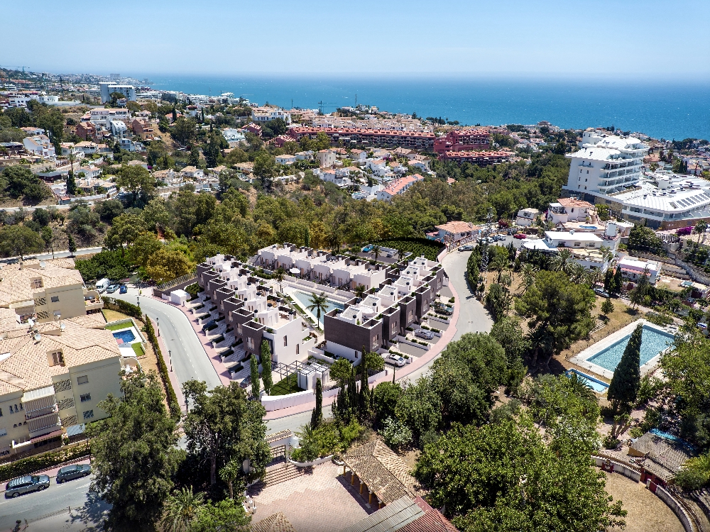 Rijtjeshuis Torreblanca € 470.000,-