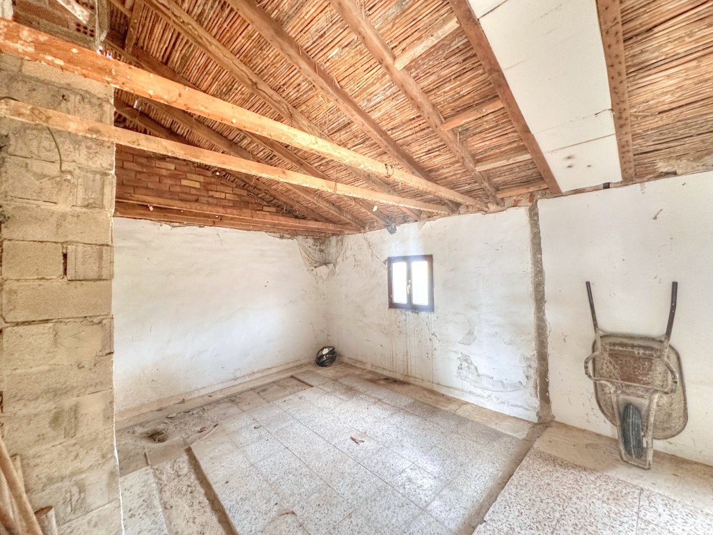 Landhuis Villanueva de la Concepción € 325.000,-