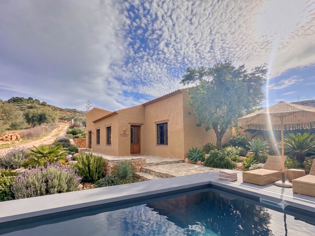 Landhuis Villanueva de la Concepción € 325.000,-